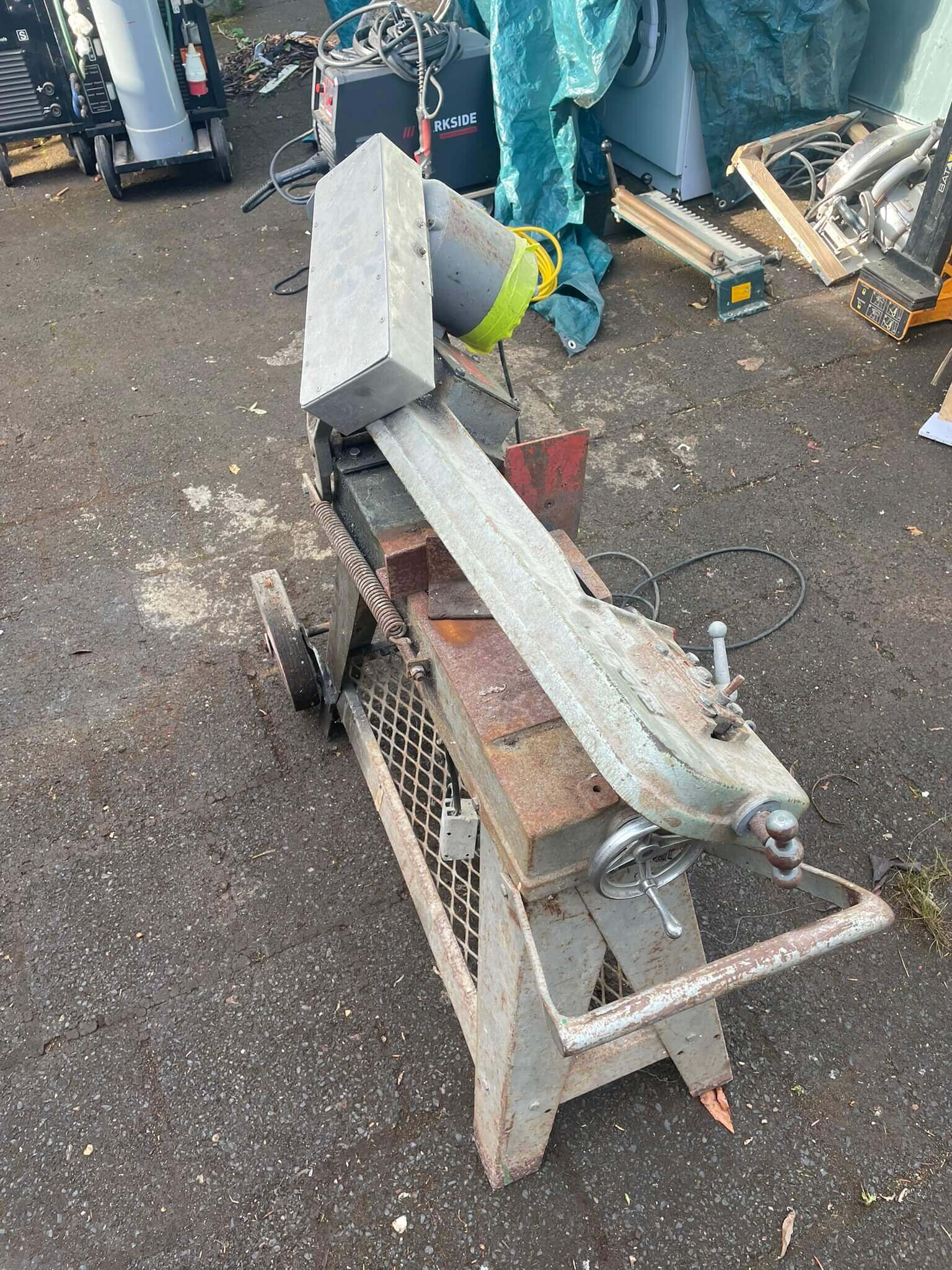 Metallsäge