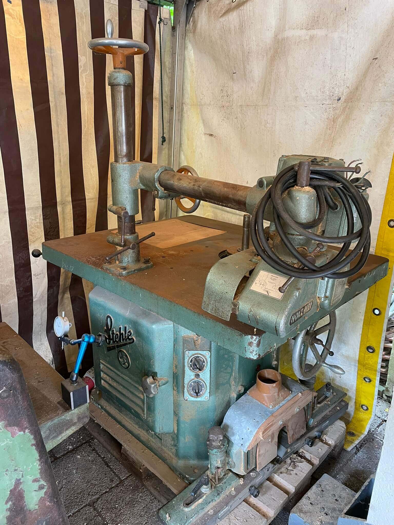 Stehle Tischfräse mit Holz-Her ETZ Vorschubapparat – Drehstrom