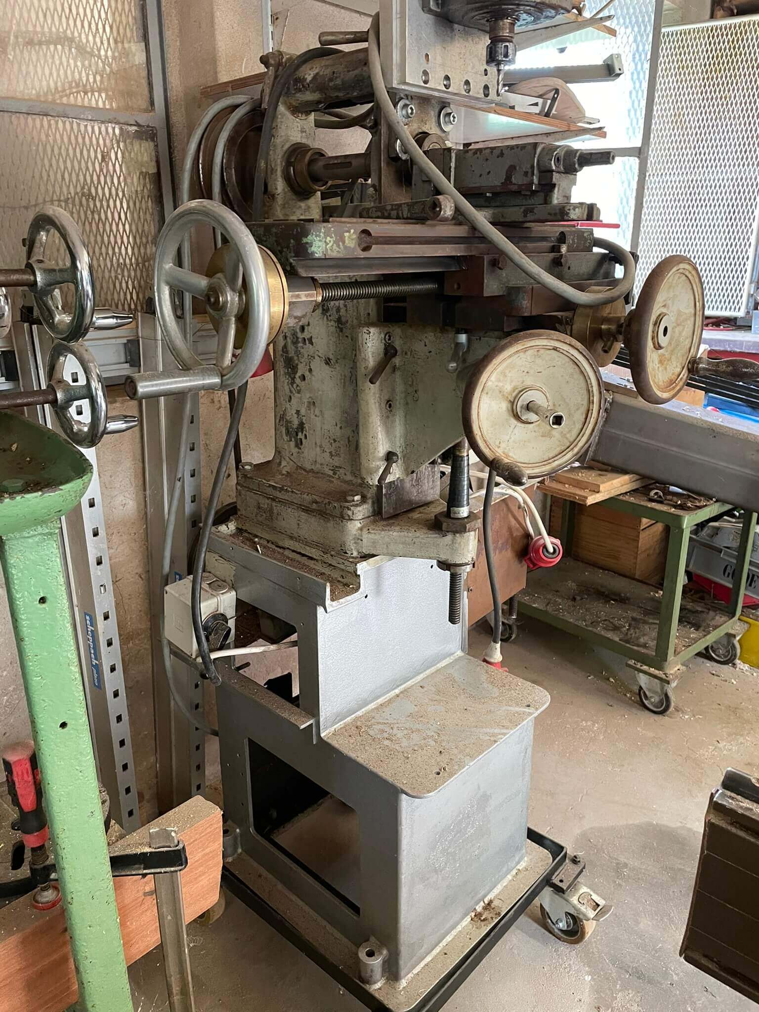 Fräsmaschine Universal Kreuztisch
