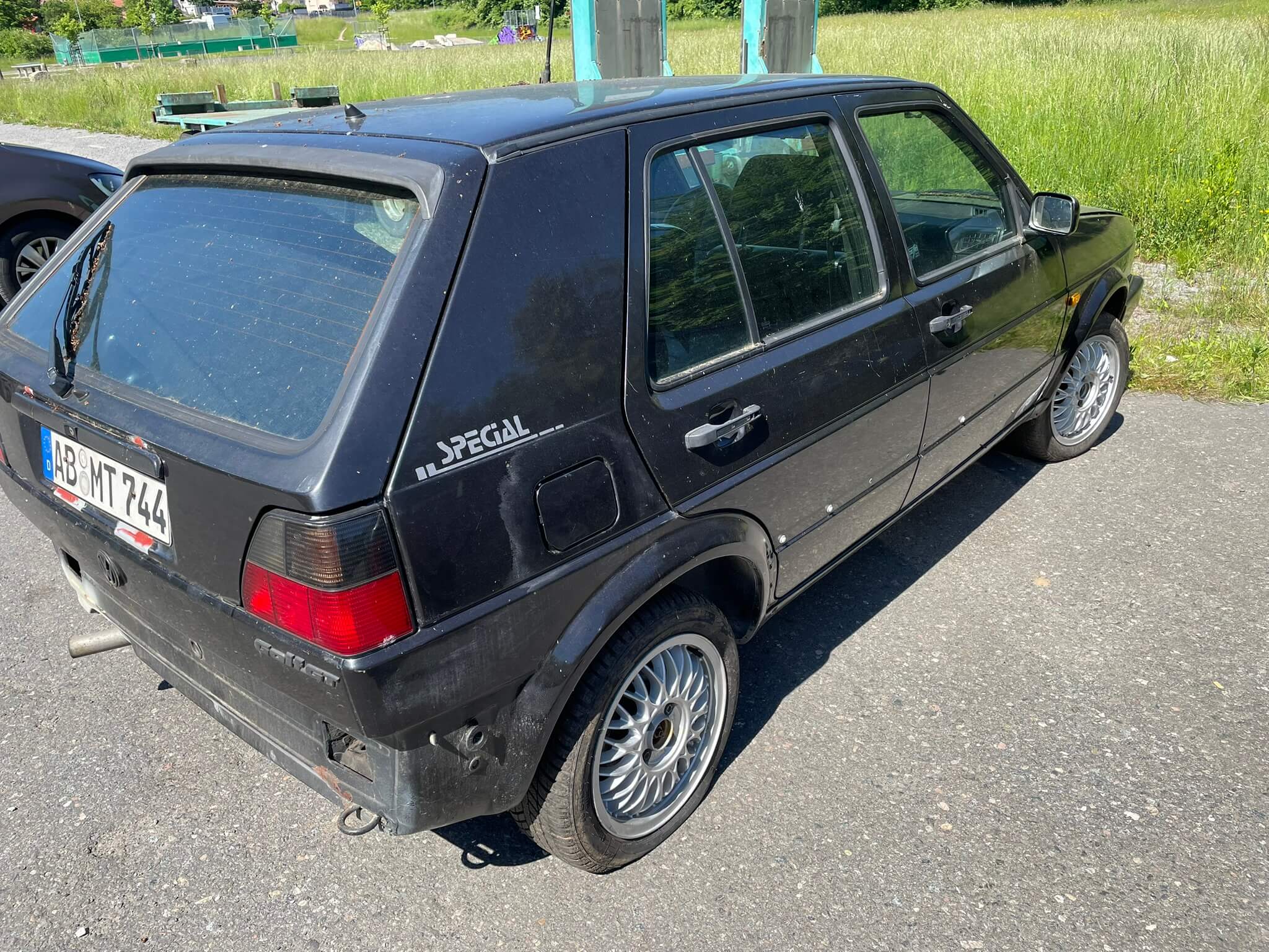 Golf schwarz Festplatz