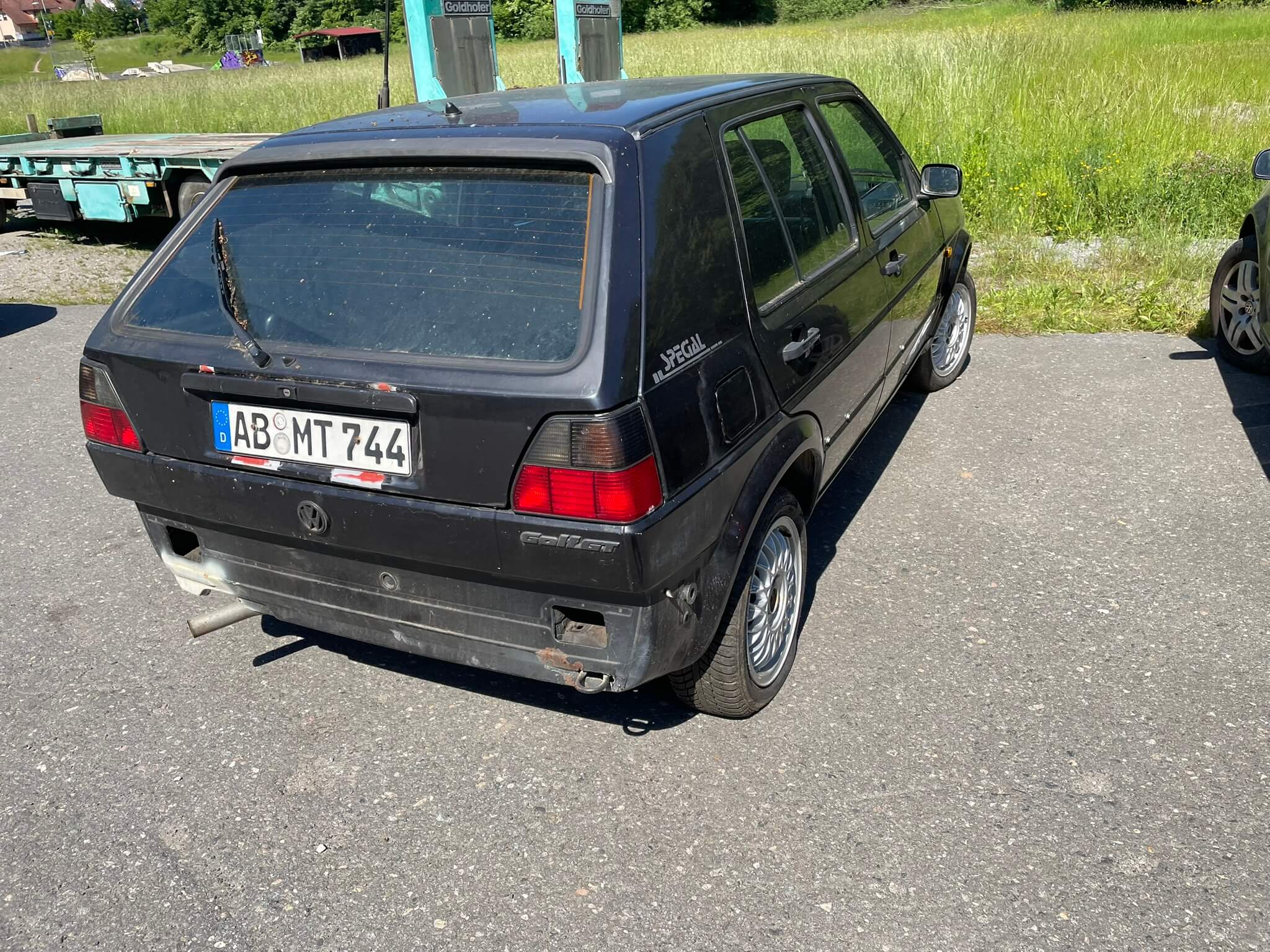 Golf schwarz Festplatz