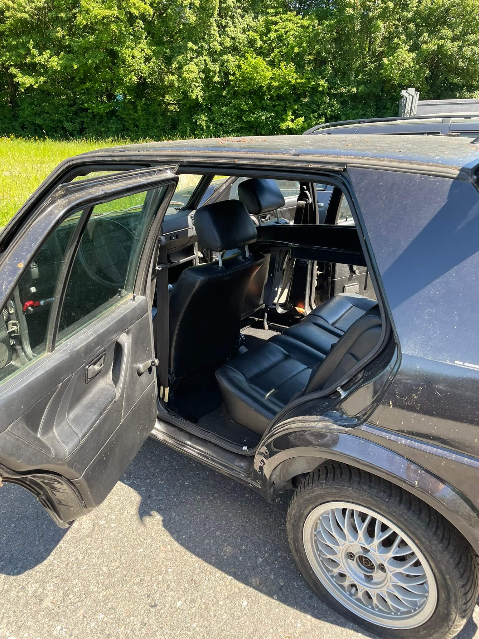 Golf schwarz Festplatz