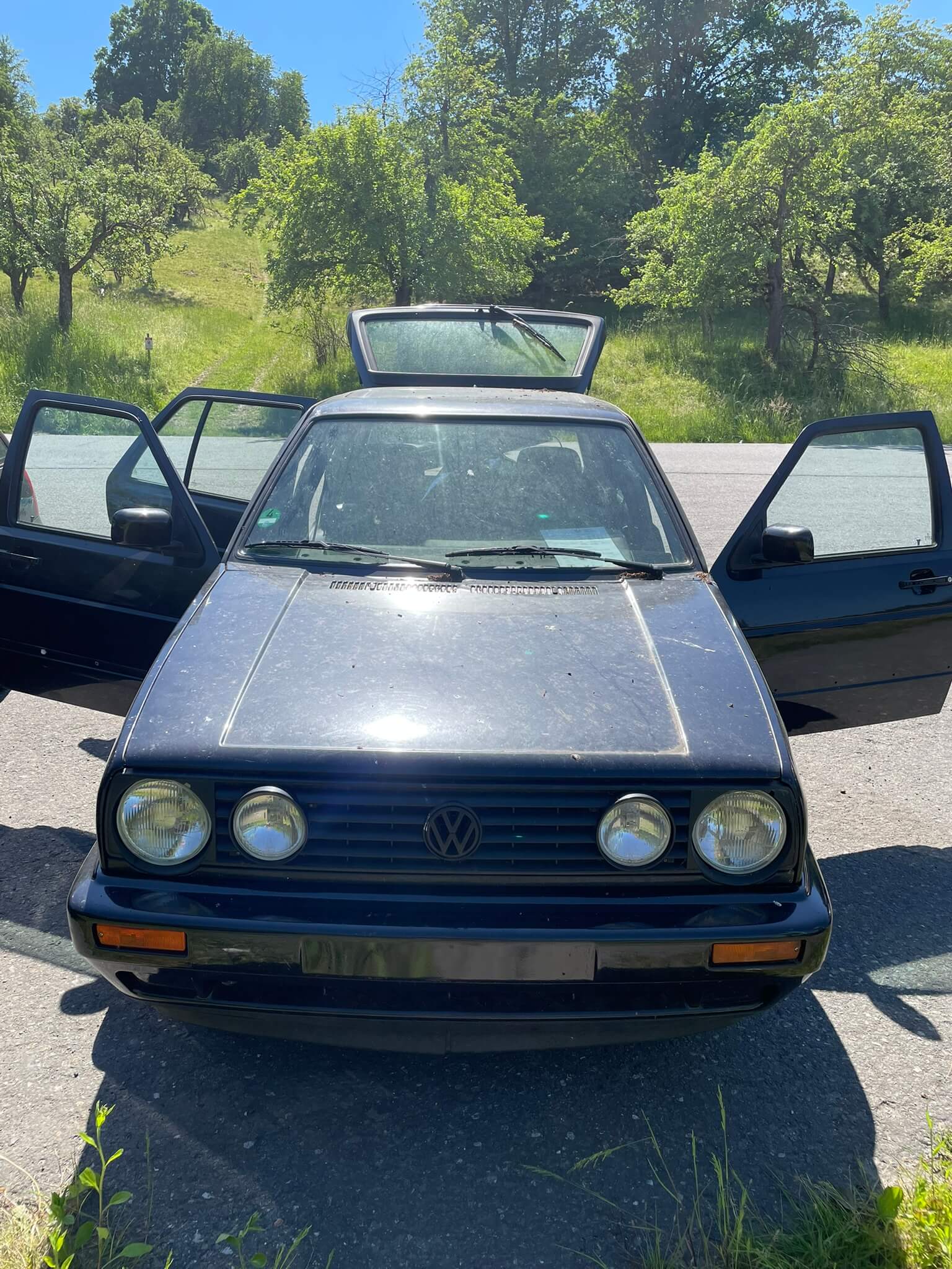 Golf schwarz Festplatz