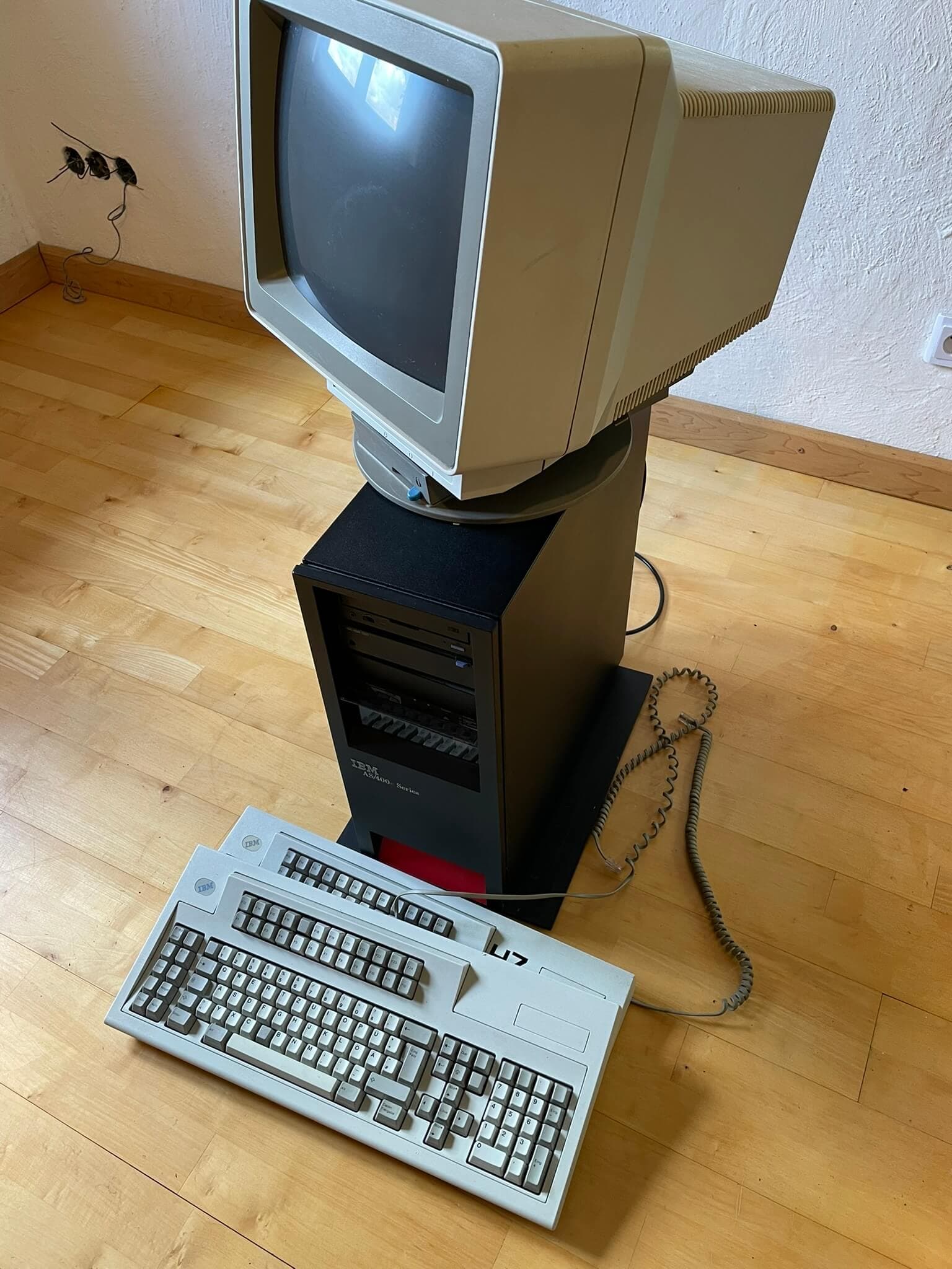 Server small