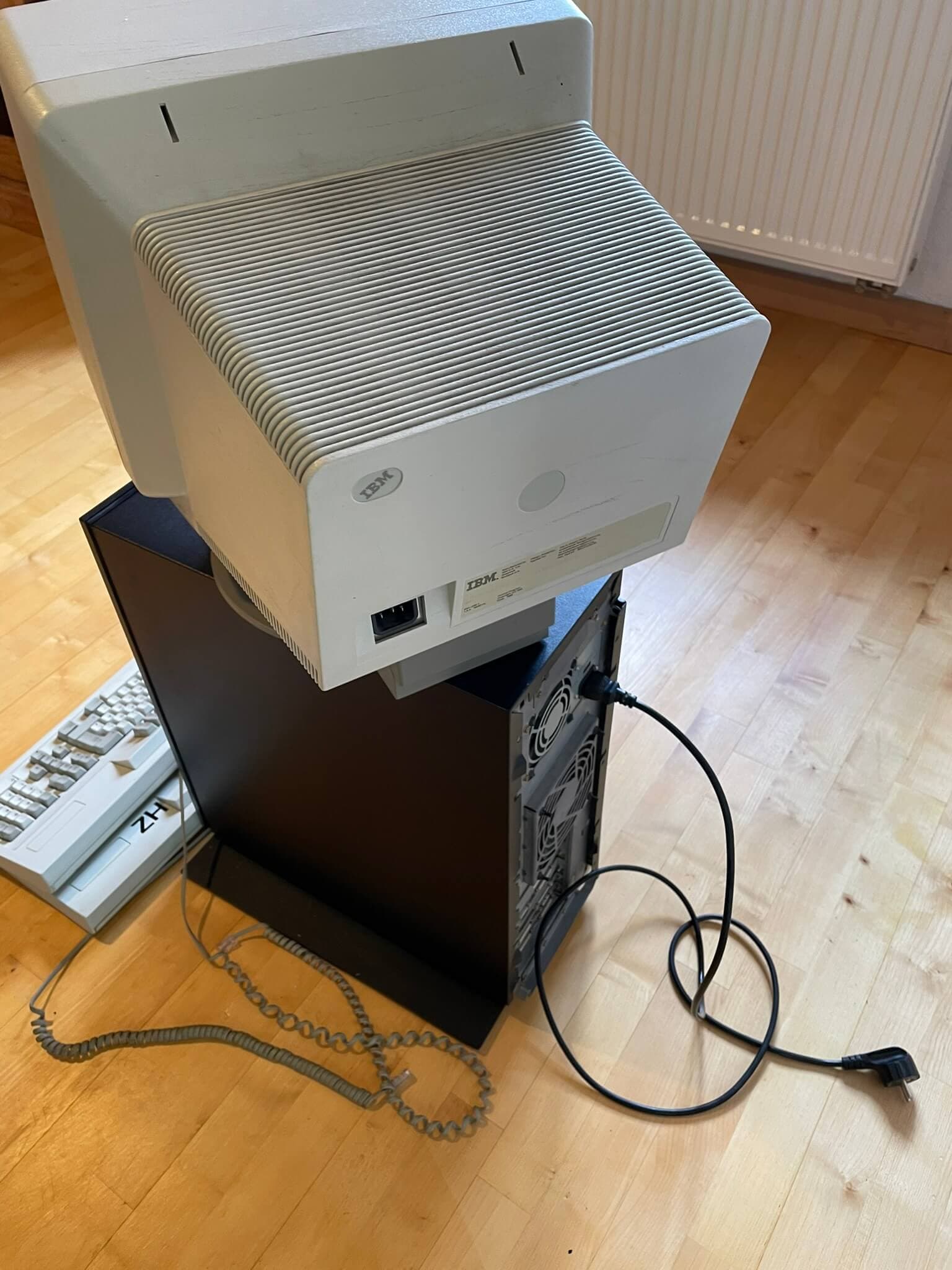 Server small