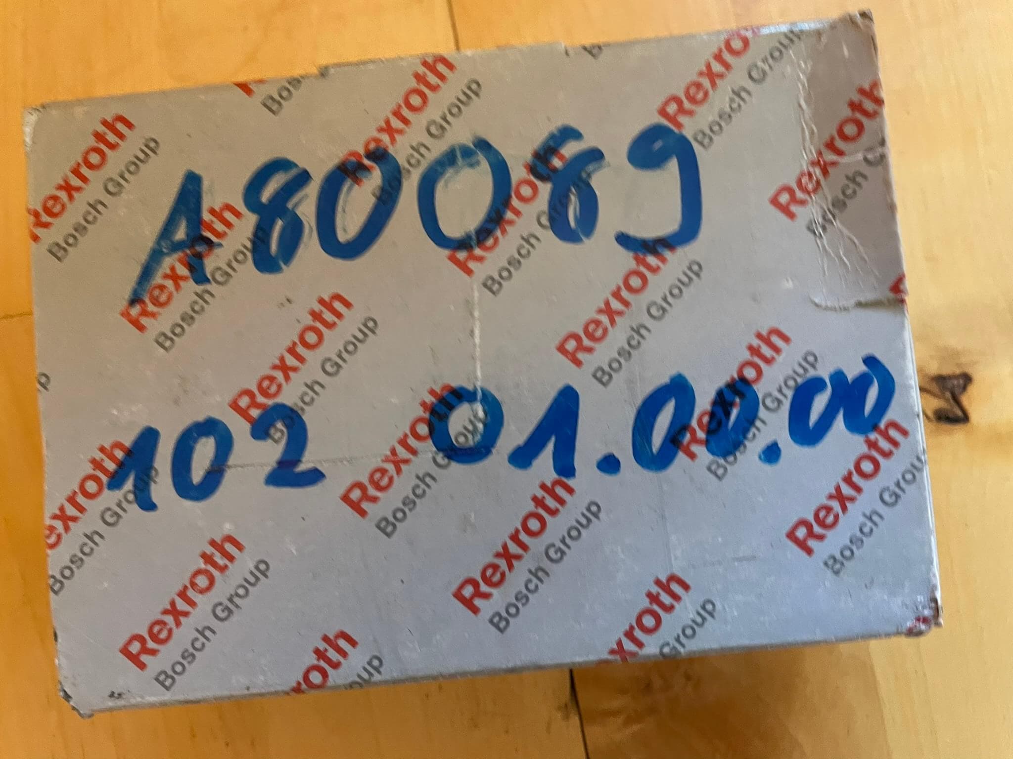 Bosch Rexroth Linearführungen – 14 Kugel- und Rollenwagen OVP