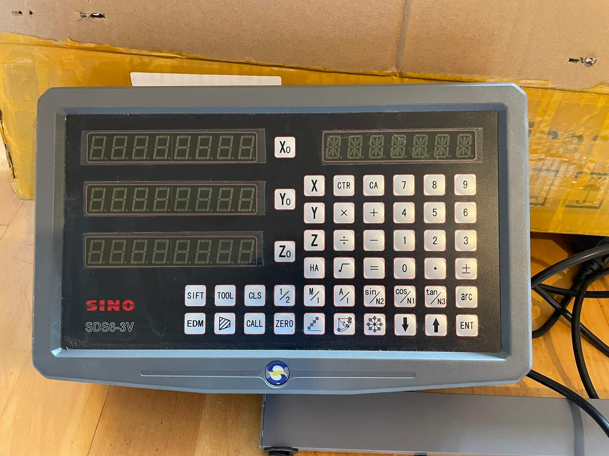 SINO SDS6-3V Digitalanzeige + 3-Achsen DRO Komplett-Set